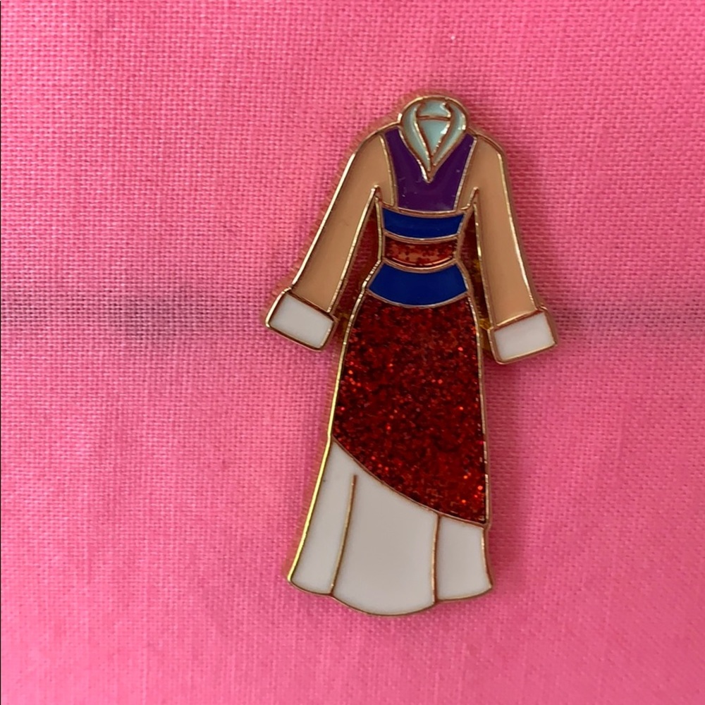 Disney Loungefly Princess Mulan Pin